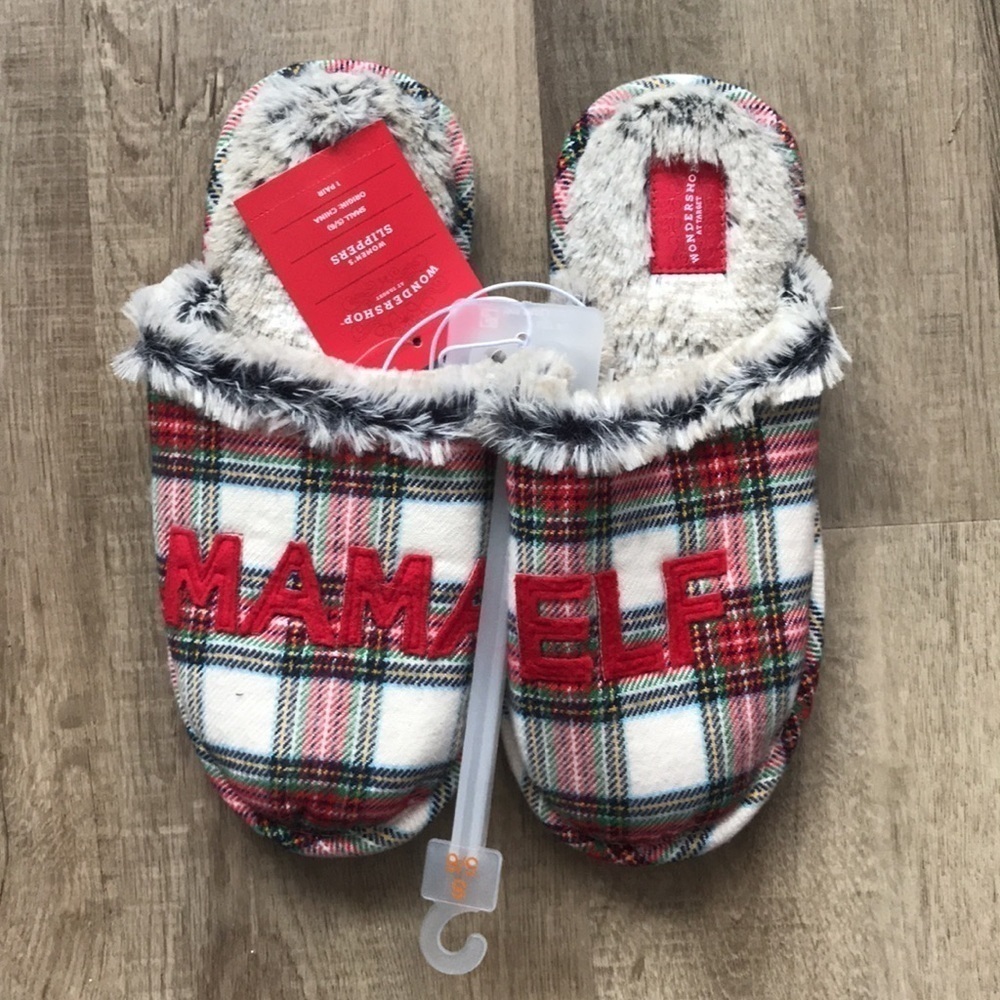 NWT MAMA ELF Christmas holiday slippers